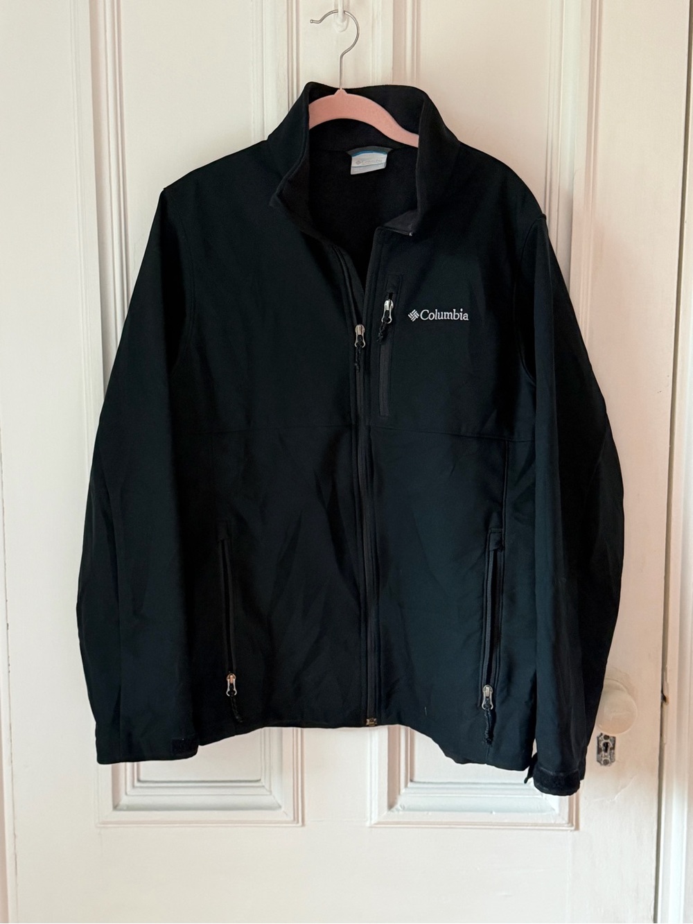 Men’s Columbia Black Ascender Soft Shell Zip Up Jacket Size Medium